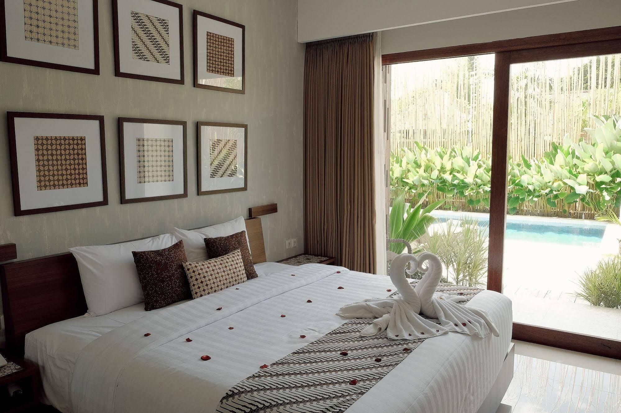 Cove Tevana Hotel 4*