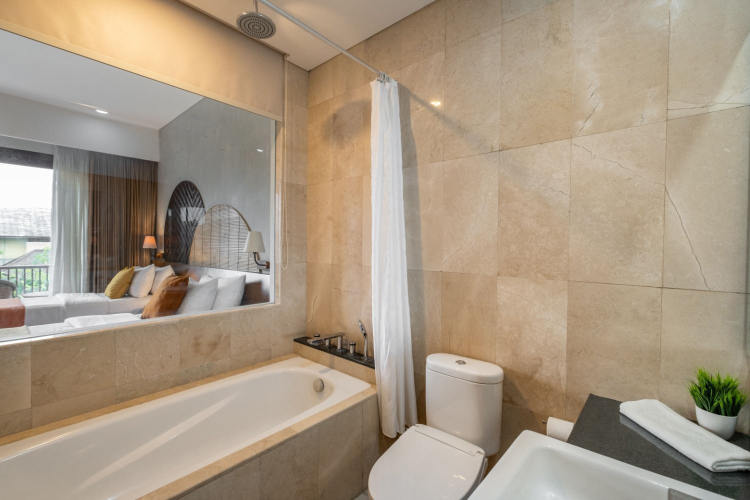 Cove Tevana Hotel