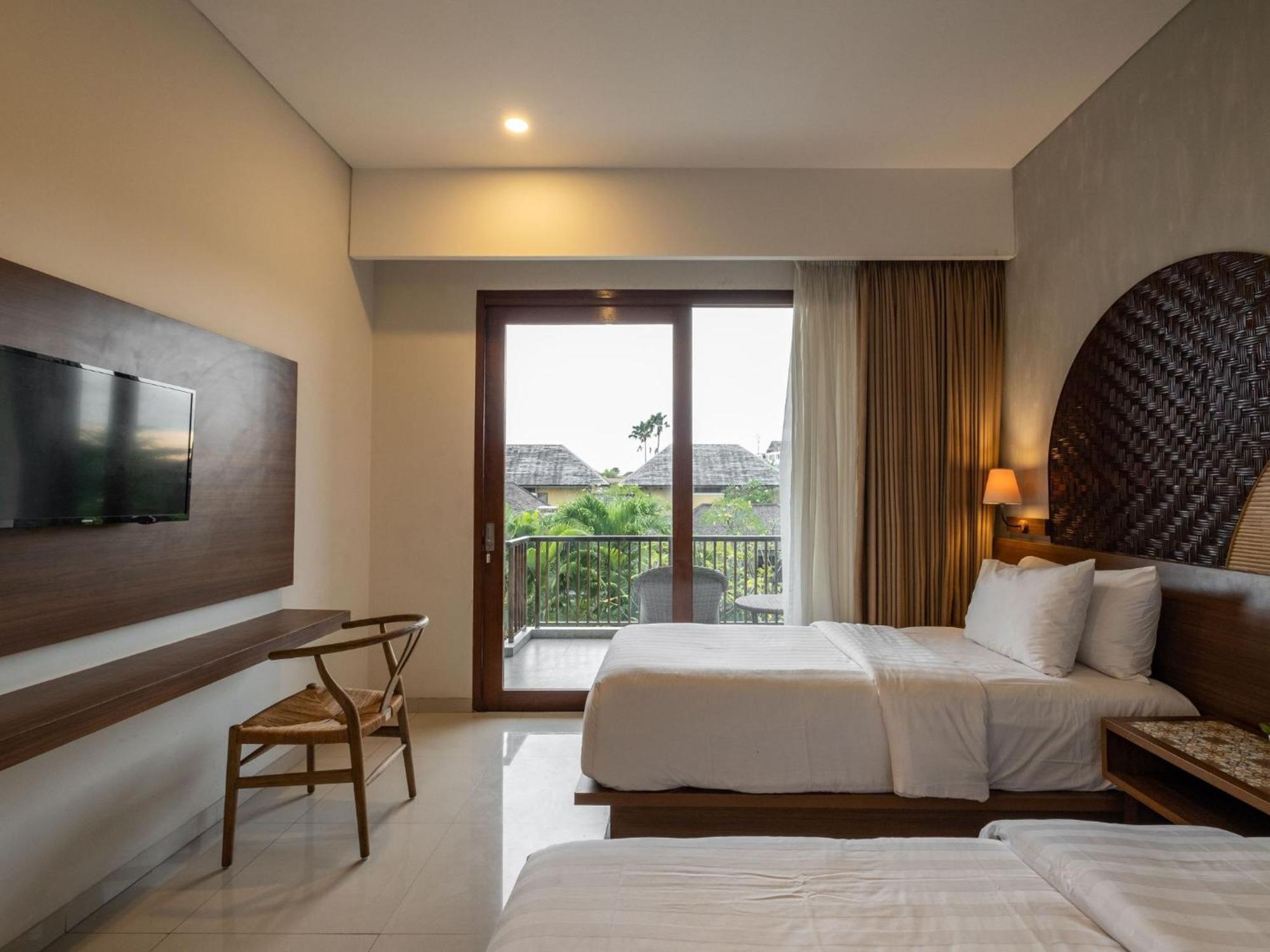 Cove Tevana 4*