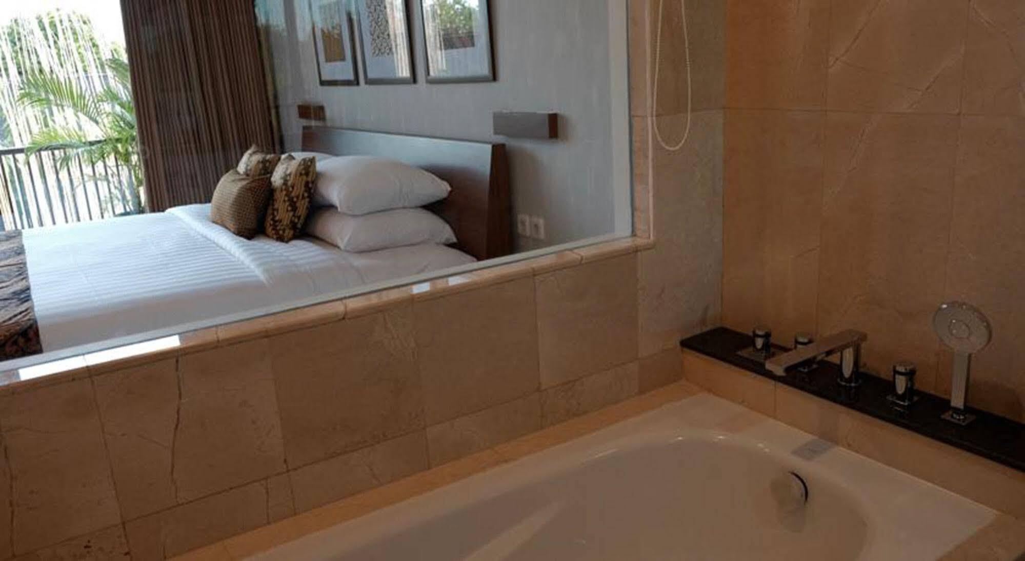 Cove Tevana 4*